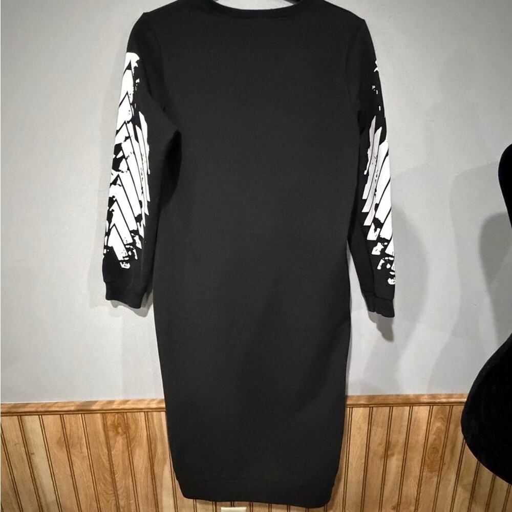 Korean Streetwear Graphic Sweatshirt Midi Dress with Pockets - Black/White - Med - Picture 3 of 9